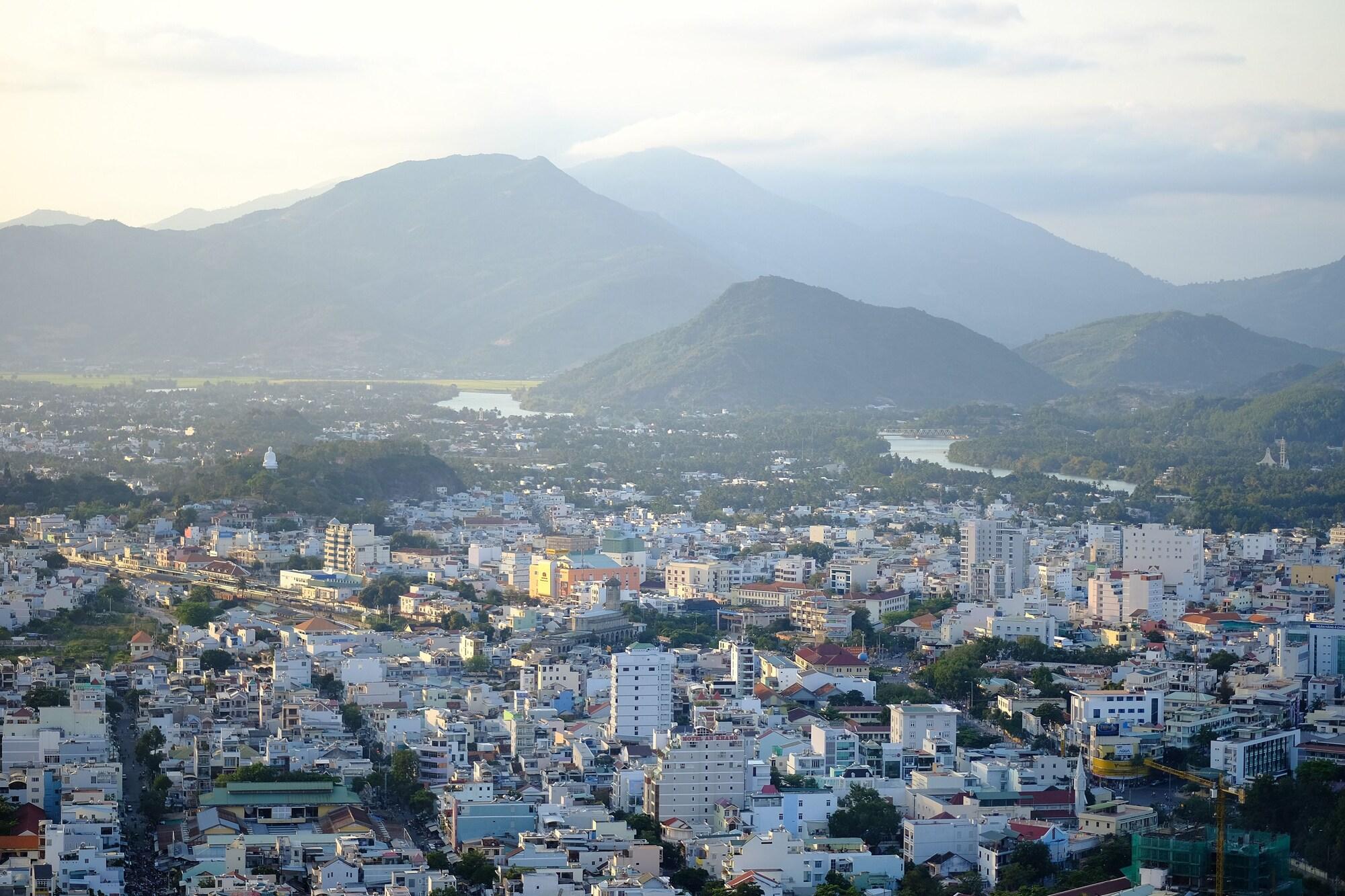 Ocean View Apartments Nha Trang Bagian luar foto